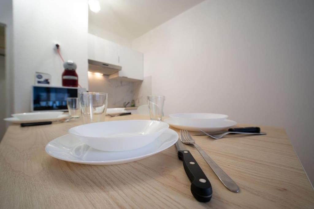 Fully Equipped Apartment 2 To 4 People St Charles Marselha Exterior foto